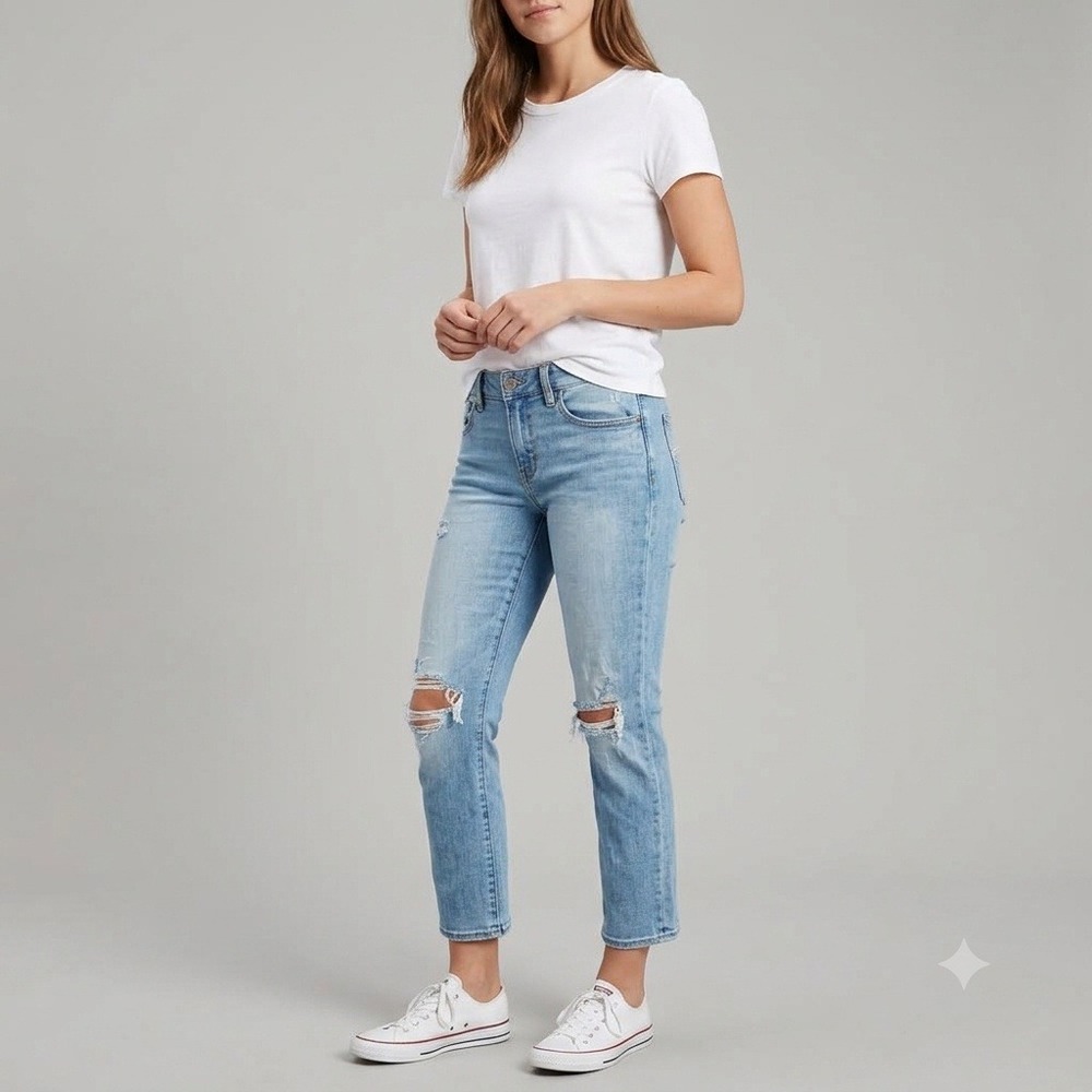American Eagle Artist Crop Jeans Women 8 Light Blue Distressed Stretch Denim